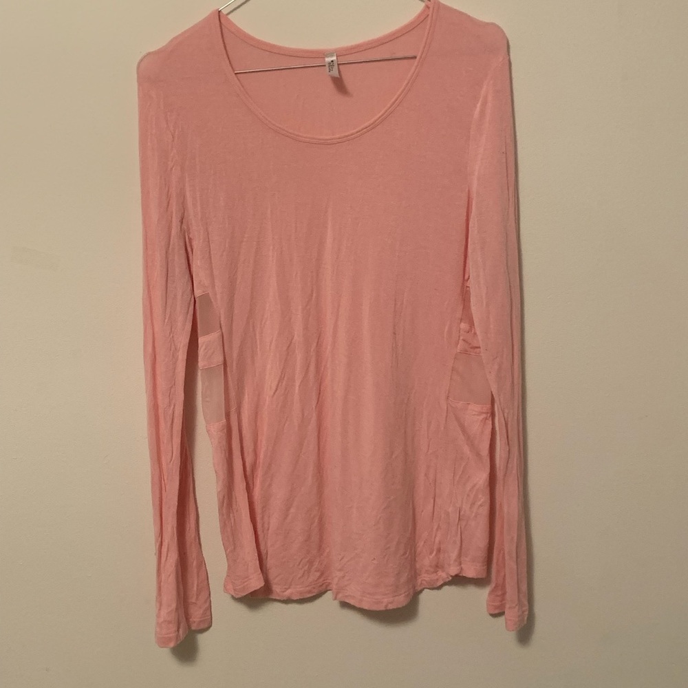 Women’s shirt  2 for $25